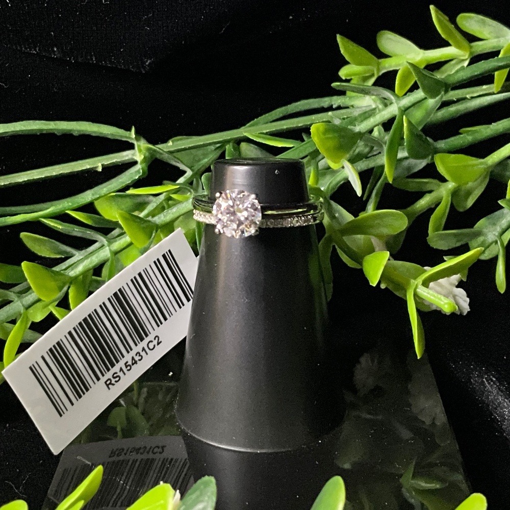 Wedding Set Moissanite Solitaire with Matching Band Sz 5